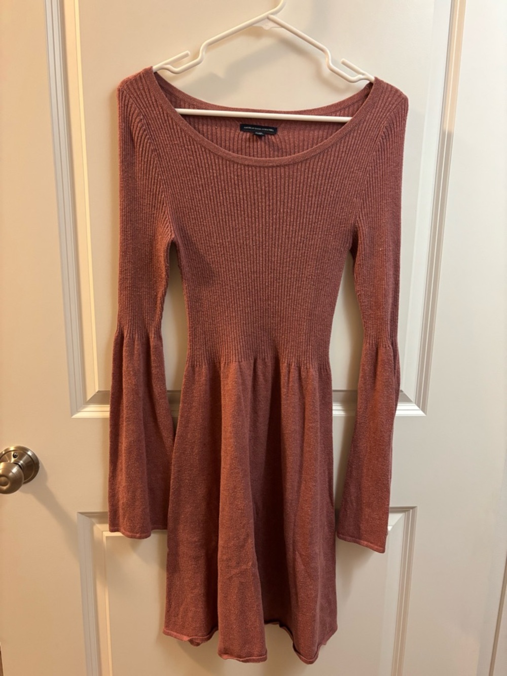 American Eagle Outfitters Ribbed Bell-Sleeve Flare Dress in Rose